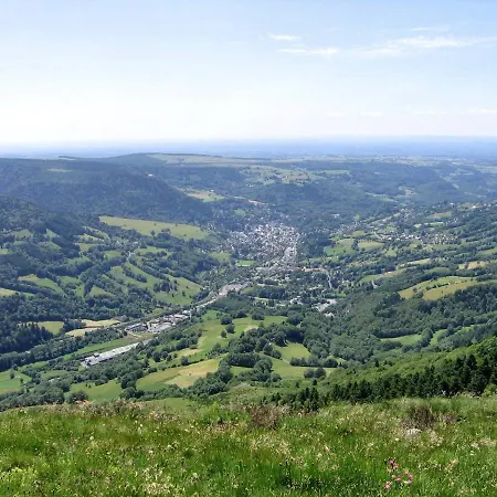 Apartment Cosy A La Bourboule, 40 M², Casier A Skis *